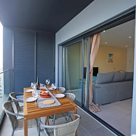 Apartment B24 - Terrace Quintao In