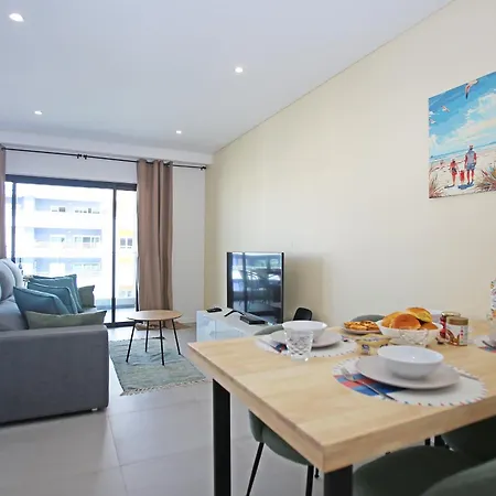 Apartment B24 - Terrace Quintao In *