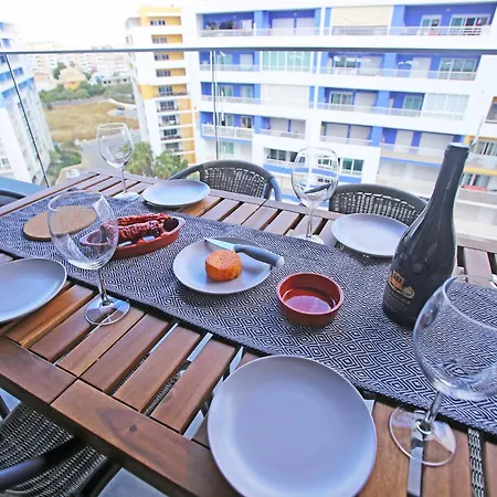B24 - Terrace Quintao In * Portimao